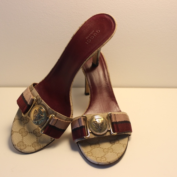 Gucci Shoes - Vintage Stunning Slide Gucci Sandales